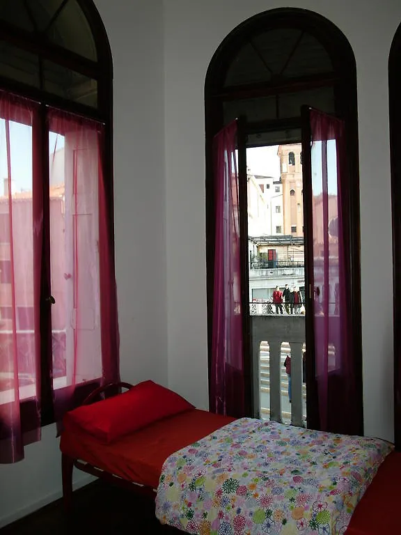 Veniceluxury Hostel